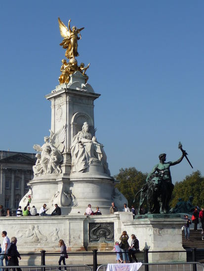 Großbritannien-Reisebericht: "Buckingham Palast, St.Pauls , Bank of