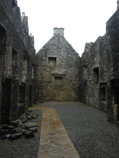 Ruine des Herrenhauses