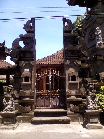 Von Kuching nach Bali