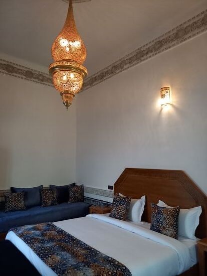 Dann gute Nacht und bis morgen in diesem Bericht.