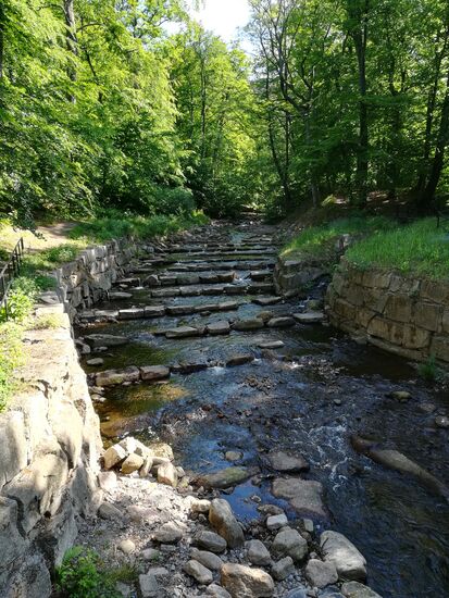 Zurück in Ilsenburg blicken wir auf die Ilse.