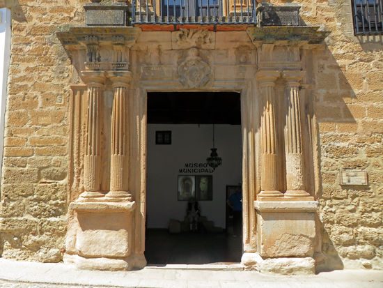 Palacio de Mondragon, auch bekannt als Palacio del Marques de Villasierra.