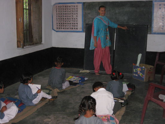 Teaching in the classroom, no desks, no chairs