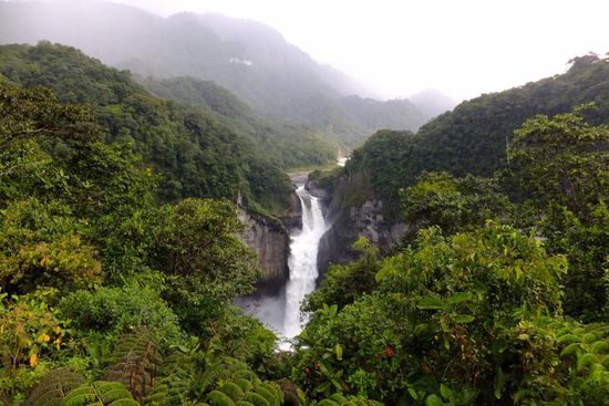 ein wunderschöner Wasserfall...