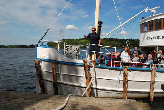 Prins Carl Philip holt uns ab