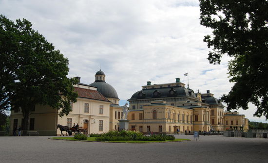 Blick vom Theater zum Schloß