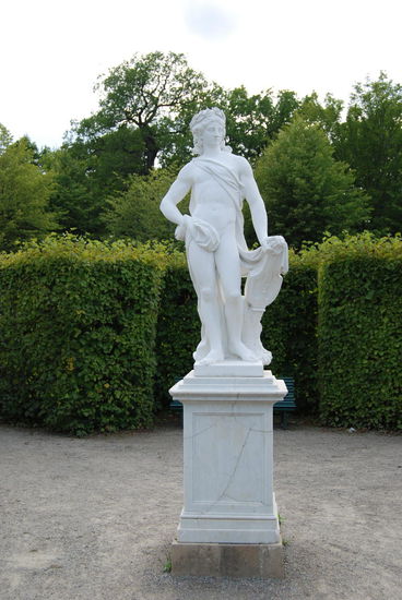 im hinteren Teil des Parkes