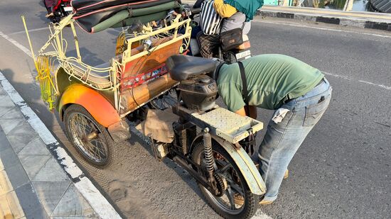 Upppsss…da ist was passiert: wir müssen stoppen und absteigen…